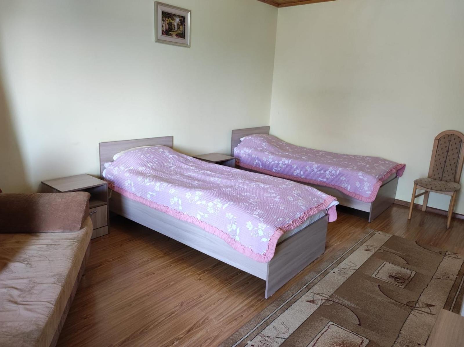 В Гостях На Иссык-Куле Hotel Cholpon-Ata Ngoại thất bức ảnh