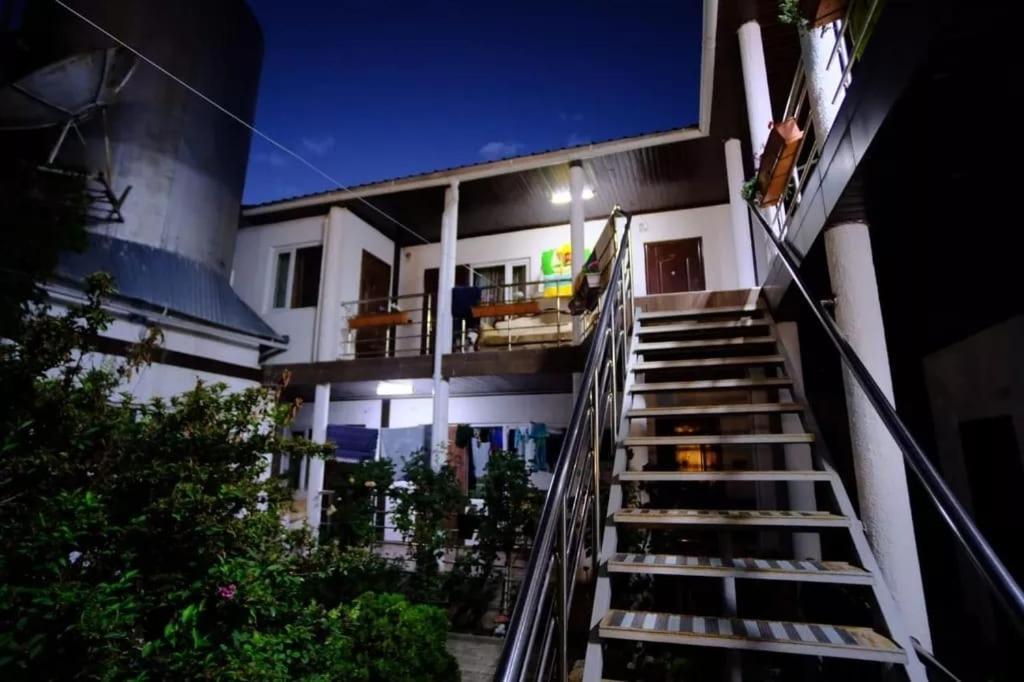 В Гостях На Иссык-Куле Hotel Cholpon-Ata Ngoại thất bức ảnh